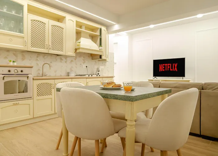 Apartment Porta Metronia Moderno Per 5 Persone Al Centro
