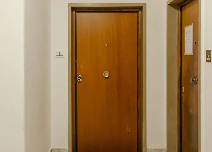 Apartment Porta Metronia Moderno Per 5 Persone Al Centro *