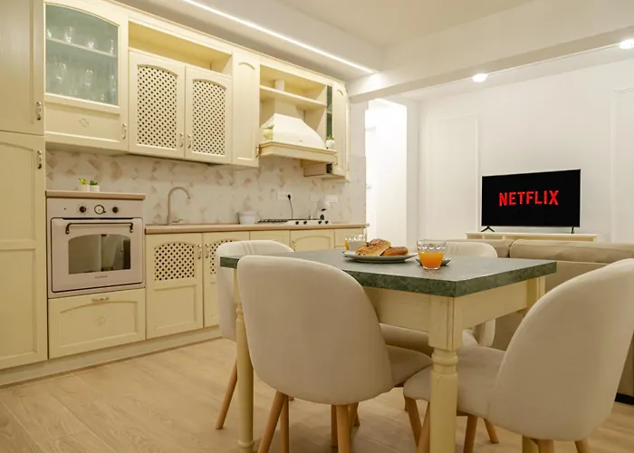 Porta Metronia Moderno Per 5 Persone Al Centro Apartment *