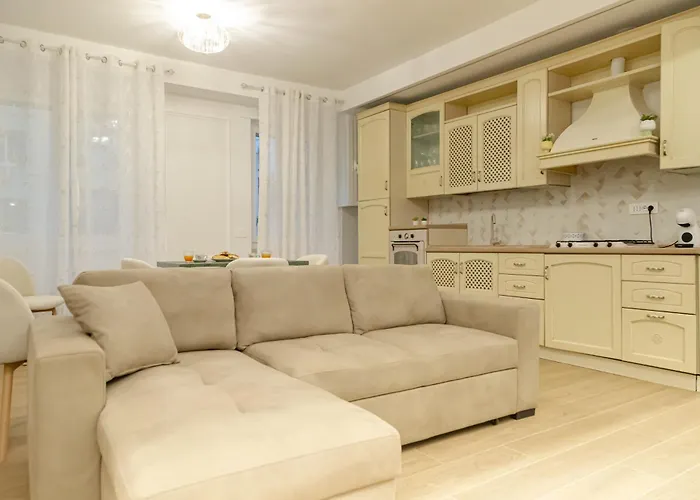 Apartment Porta Metronia Moderno Per 5 Persone Al Centro *